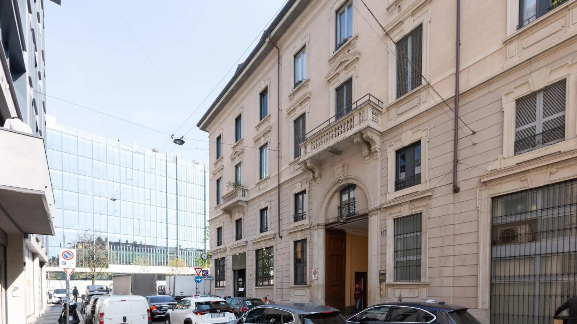 Porta Garibaldi Antique Charm Apartment Milan Italy